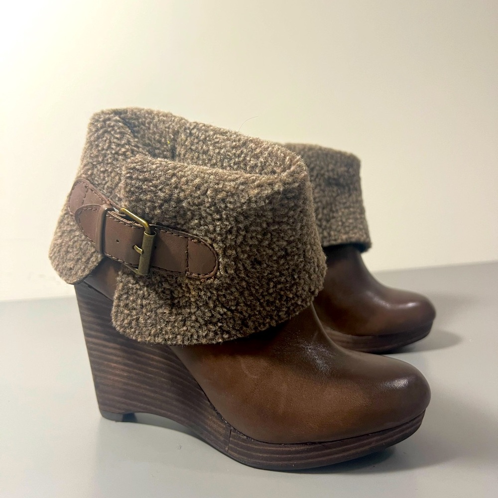 Almost new MaxStudio ankle boots